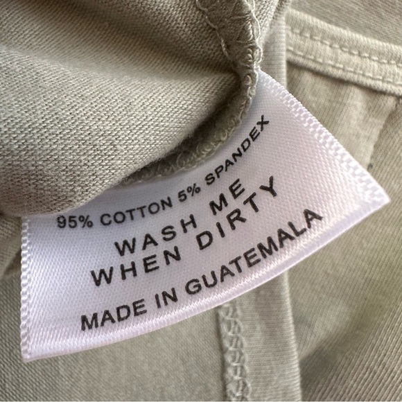 NWT Girl Dangerous Free People Rose Graphic Green Crop Top Fitted Tee Open Back - Picture 4 of 7